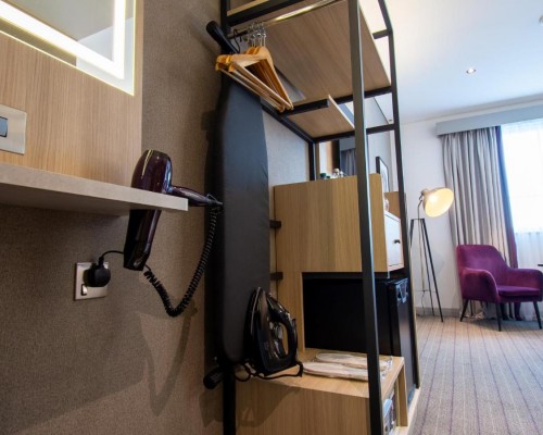 Premier Inn Dubai International Airport 3* — отель в Дубае