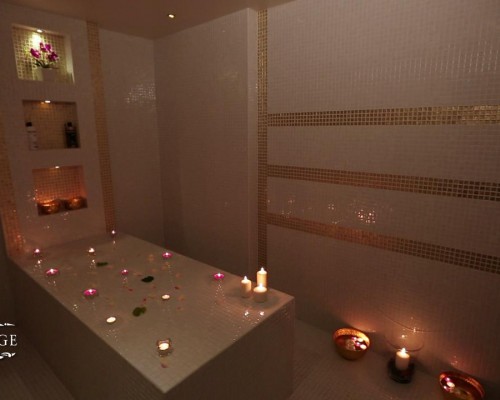 Emirates Concorde Hotel 4*