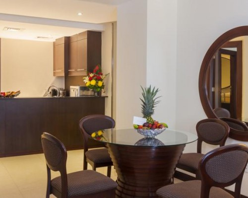 Flora Park Deluxe Hotel Apartments