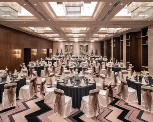 Pullman Dubai Deira City Centre 5* — отель в Дубае