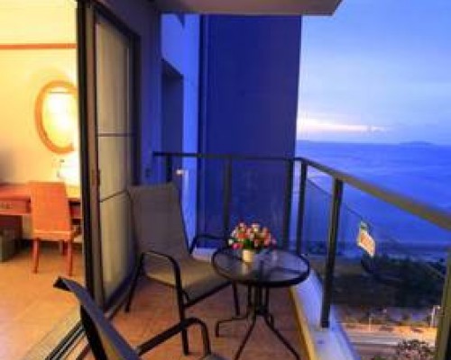 Ting Hai Wu Holiday Apartment, Санья (Хайнань)