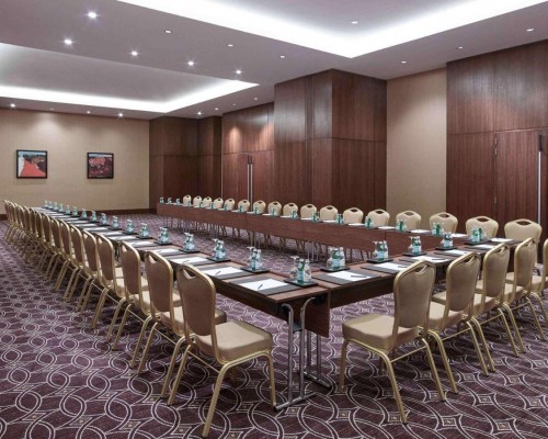 Swissotel Al Ghurair Dubai 5* — отель в Дубае, Дейра