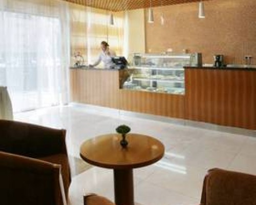 Auris Hotel Apartments Deira