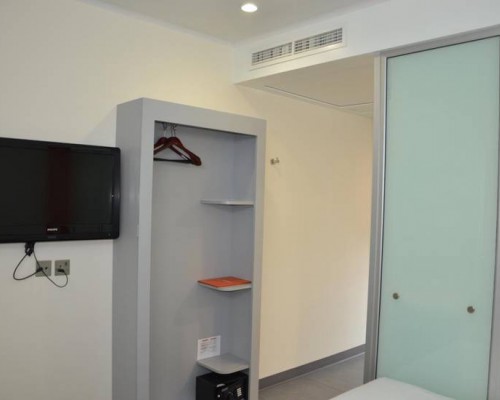 Easy Hotel Jebel Ali 1*