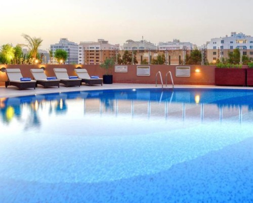 Majestic City Retreat Hotel 4* — отель в Бур-Дубае