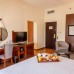 Majestic City Retreat Hotel 4* — отель в Бур-Дубае