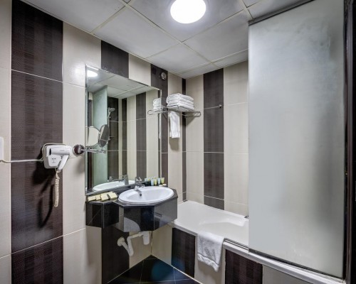 Delmon Palace Hotel