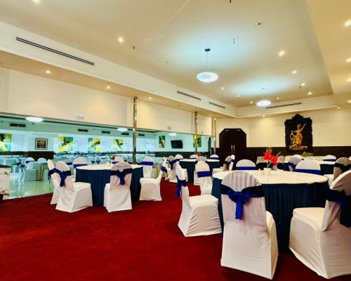 Fortune Plaza Hotel 3*