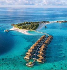Constance Moofushi 5*