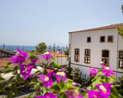 Adalya Port Hotel — отель в Калеичи, Анталья