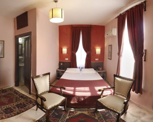 Kaleici Lodge Hotel, Анталья — отель в Старом городе Калеичи