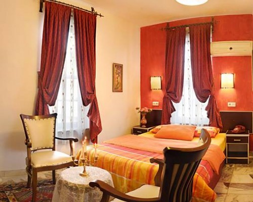 Kaleici Lodge Hotel, Анталья — отель в Старом городе Калеичи