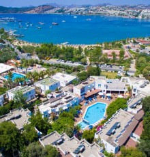Flora Hotel 3*