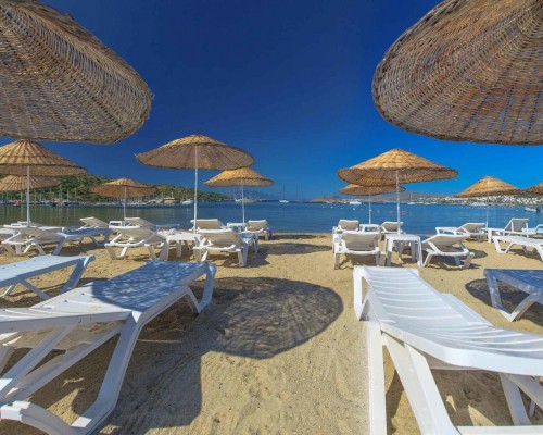 Kassandra Hotel, Битез — подбор тура с персональным агентом