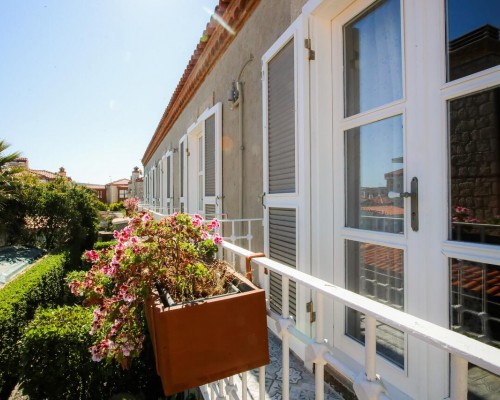 Alacati Cadde 75 Luxury Hotel 4* — Алачаты, Чешме