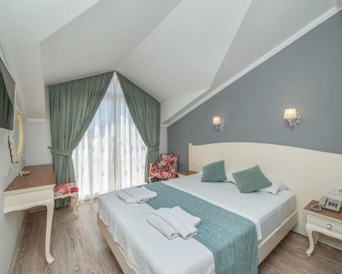 Majestic Hotel 3* в Фетхие (Олюдениз)
