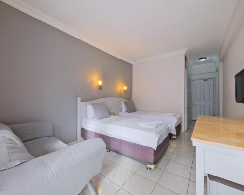 Majestic Hotel 3* в Фетхие (Олюдениз)