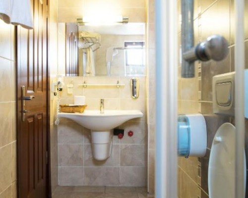 Otantik Hotel — отель в Старом городе Антальи Калеичи