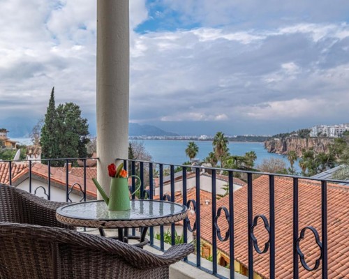 Villa Tulipan, Анталья: отель в Калеичи