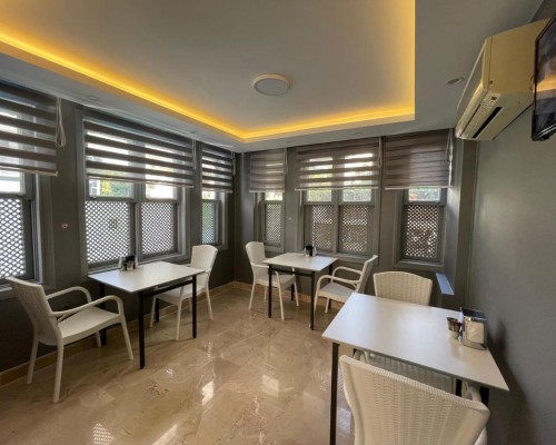 Mahper Hotel в Анталье — небольшой отель у пляжа Коньяалты