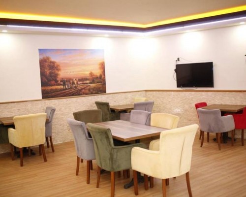 Ozhan Hotel в Анталье: городской отель у Калеичи