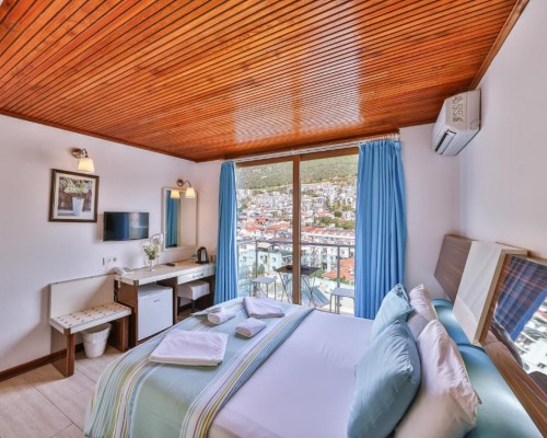Hotel Sonne в Каше: отель без звёзд в центре, рядом с портом