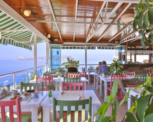 Hotel Sonne в Каше: отель без звёзд в центре, рядом с портом