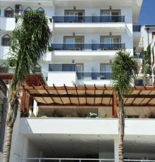 Narr Hotel