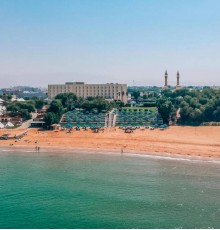 BM Beach Hotel 4*