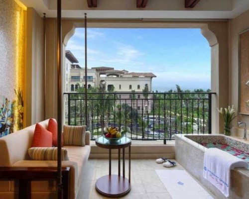 Wyndham Grand Plaza Royale Longmu Bay — отель 5* на Хайнане