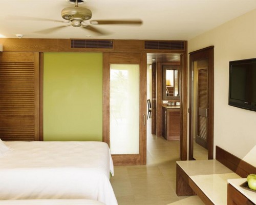 Family Club at Barcelo Bavaro Palace Deluxe, Пунта Кана: семейный 5* на первой линии
