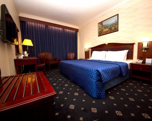 Mount Royal Hotel 2*