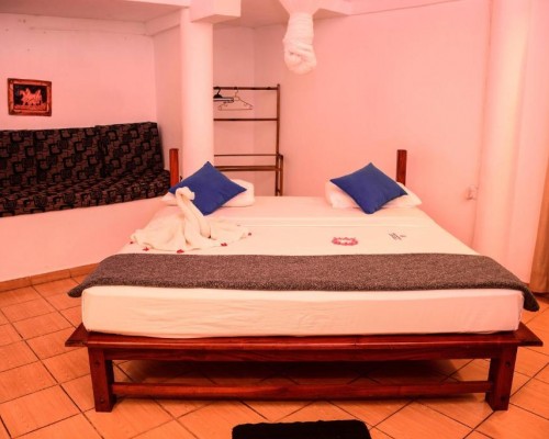 Shanthi Beach Resort 2* — Унаватуна, Шри-Ланка