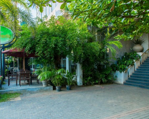 Refresh Hotel Hikkaduwa 3* — отдых в Хиккадуве