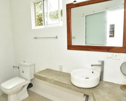 Hotel Happy Tuna 2* в Хиккадуве: что важно знать до брони
