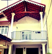Colombo Airport Luxury Hostel @ Negombo Beach