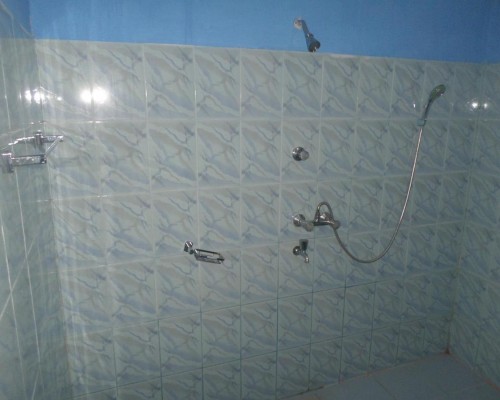 Grand Villa, Хиккадува: гостевой дом с садом и общей кухней