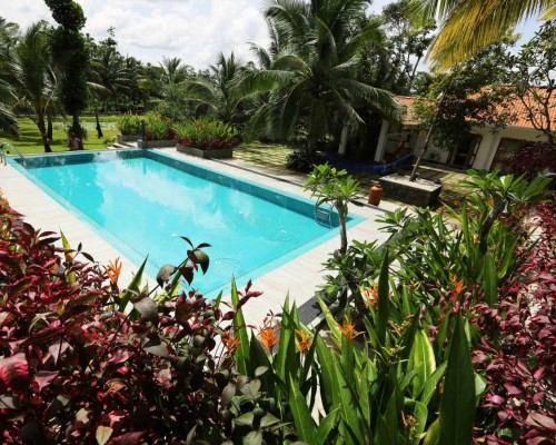 Villa Acres Green 2* — вилла в Хиккадуве