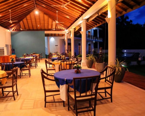 Waterside Bentota — отель на реке в Бентоте