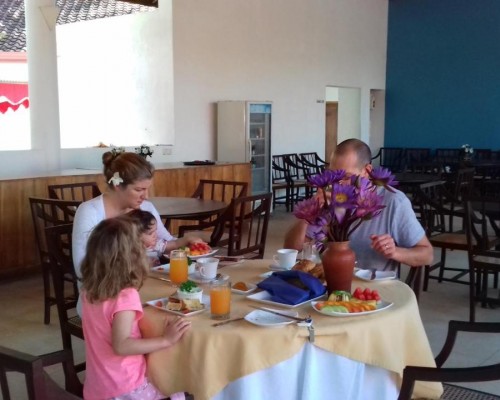 Waterside Bentota — отель на реке в Бентоте