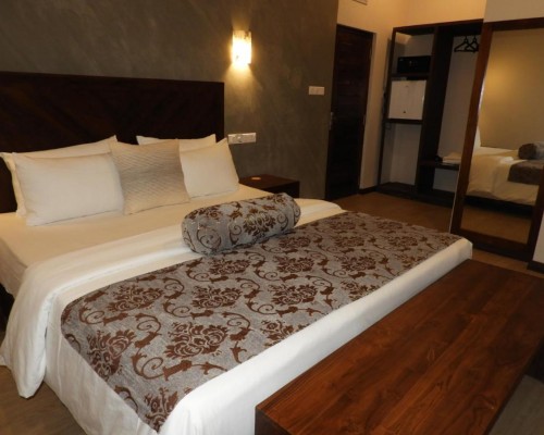 Sapphire Seas Beachfront Villas, Хиккадува: честный обзор