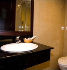 Crystal Hotel 2*