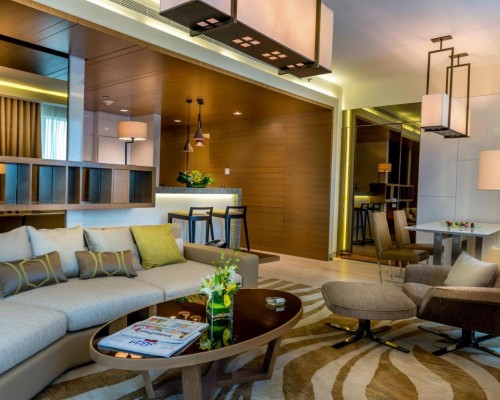 Towers Rotana 4* — отель на Sheikh Zayed Road, Дубай