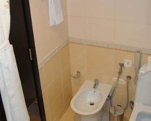 Paragon Hotel 3* в Абу-Даби: что важно знать перед бронированием
