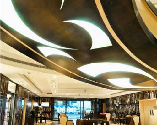 Dusit Princess City Centre 4*