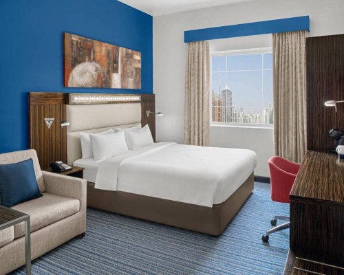 Holiday Inn Express Dubai Safa Park — отель 3* в Дубае