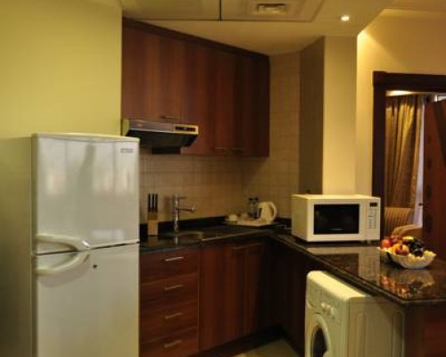 Pearl Continental Creek Apt 4*