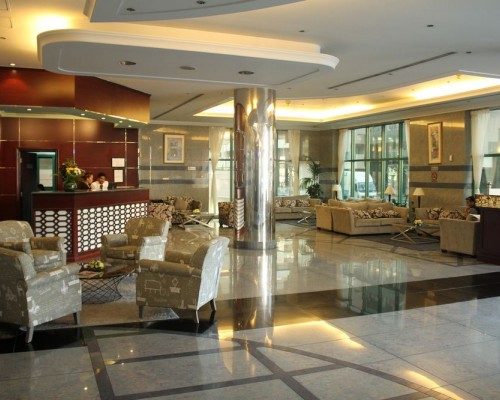 Pearl Residence Apt в Дубае: апартаменты с кухней и бассейном
