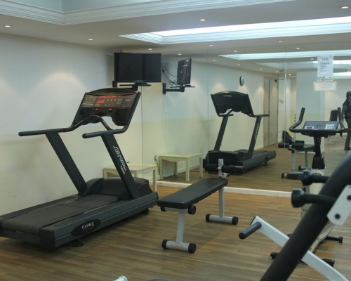 Pearl Residence Apt в Дубае: апартаменты с кухней и бассейном