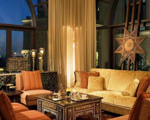 The Palace Delux Hotel 5*